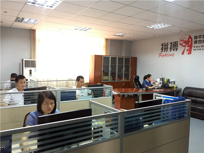 非帆兒童滑梯業(yè)務(wù)團(tuán)隊(duì)(圖1) 非帆兒童滑梯業(yè)務(wù)團(tuán)隊(duì)