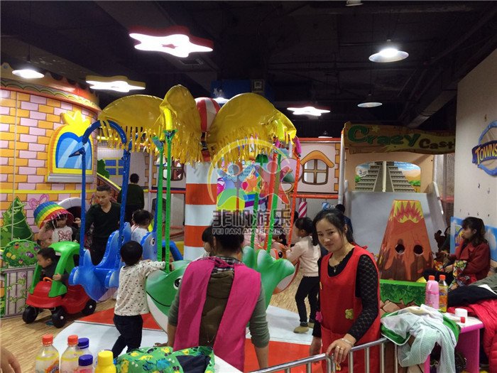 湖南鳳凰古城商場(chǎng)淘氣堡系列(圖3) 湖南鳳凰古城商場(chǎng)淘氣堡系列