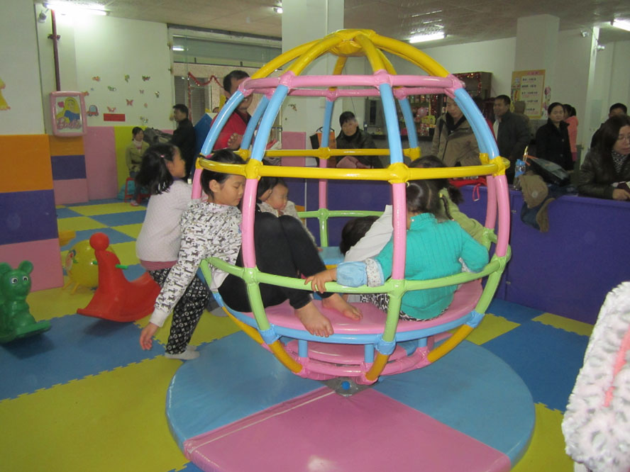 淘氣堡、淘氣堡廠家只選廣州非帆游樂