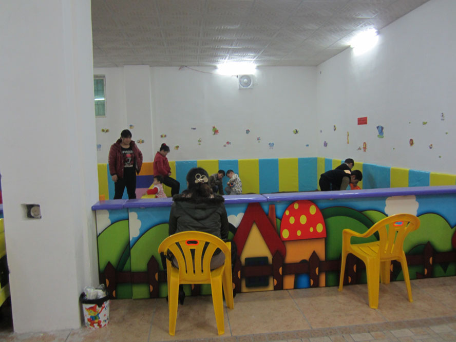 淘氣堡、淘氣堡廠家只選廣州非帆游樂