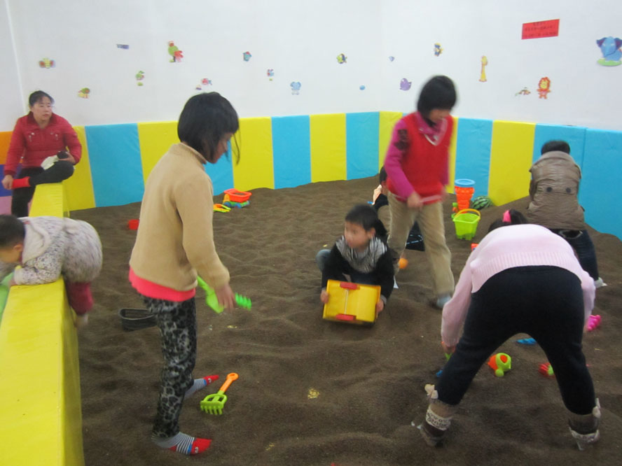 淘氣堡、淘氣堡廠家只選廣州非帆游樂