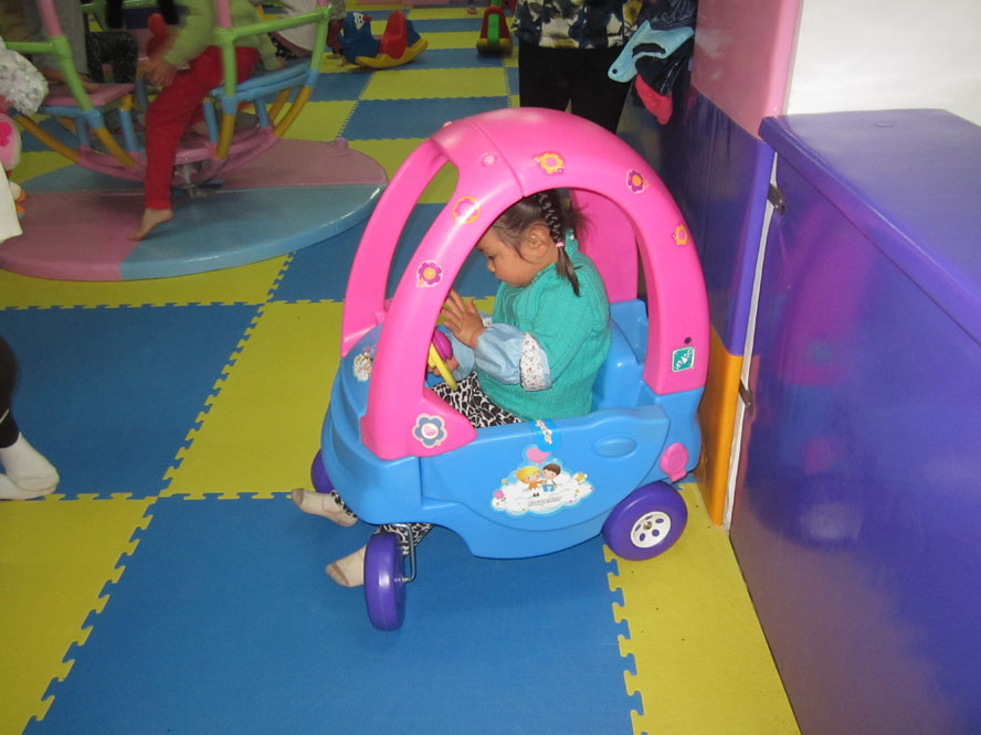 淘氣堡、淘氣堡廠家只選廣州非帆游樂