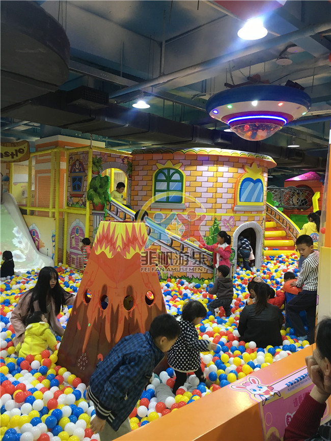 河源長(zhǎng)鴻廣場(chǎng)兒童淘氣堡嗨皮星直營(yíng)店(圖4) 河源長(zhǎng)鴻廣場(chǎng)兒童淘氣堡嗨皮星直營(yíng)店