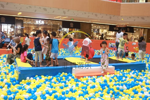 室內(nèi)兒童淘氣堡設(shè)備如何提高品牌競(jìng)爭(zhēng)力？(圖1)