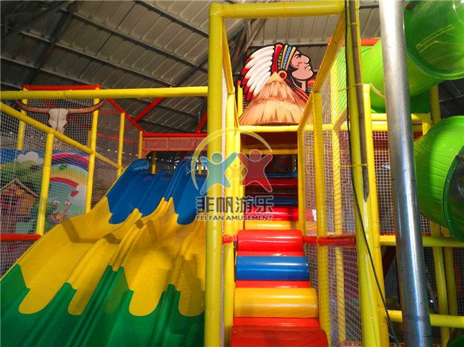 茂名市食為天農(nóng)業(yè)科普?qǐng)@室內(nèi)淘氣堡樂(lè)園