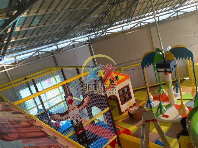 茂名市食為天農(nóng)業(yè)科普?qǐng)@室內(nèi)淘氣堡樂(lè)園
